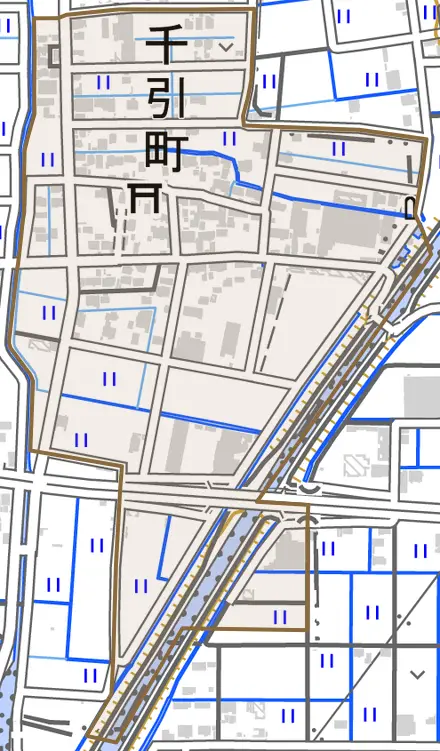 千引町とその周辺の地図。町の範囲を重ねている
