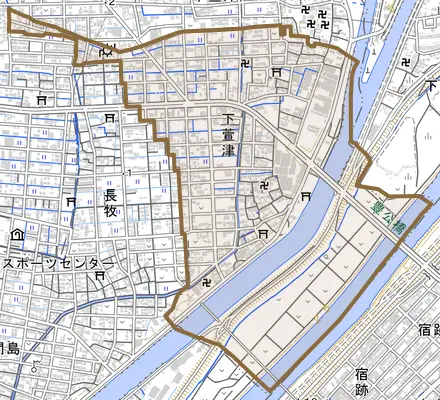 下萱津とその周辺の地図。町の範囲を重ねている