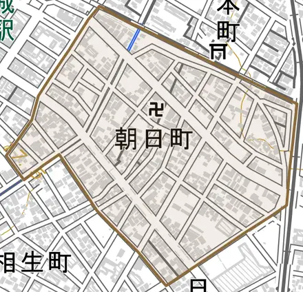 朝日町とその周辺の地図。町の範囲を重ねている
