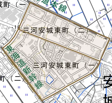 三河安城東町とその周辺の地図。町の範囲を重ねている