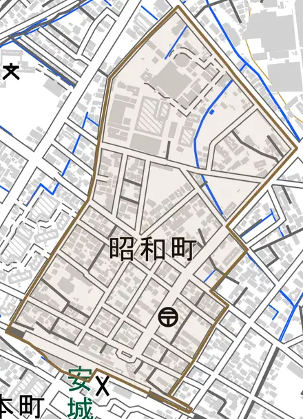 昭和町とその周辺の地図。町の範囲を重ねている