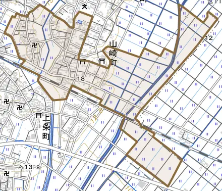 山崎町とその周辺の地図。町の範囲を重ねている