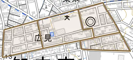 広見とその周辺の地図。町の範囲を重ねている