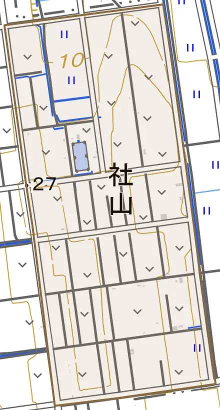 社山とその周辺の地図。町の範囲を重ねている