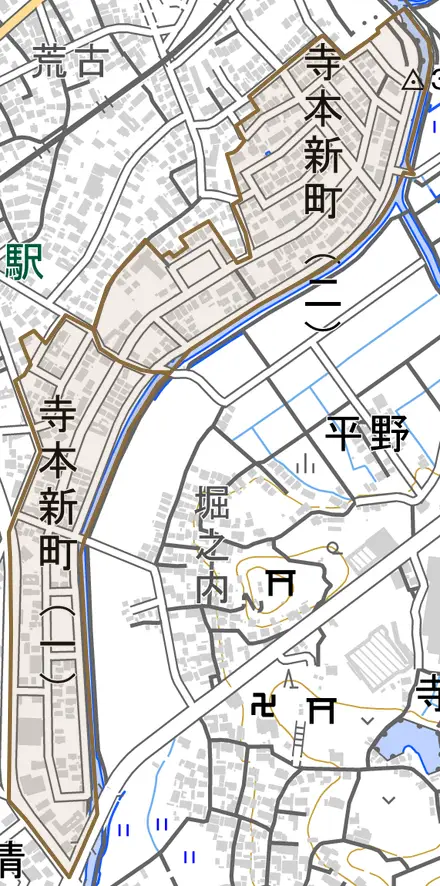 寺本新町とその周辺の地図。町の範囲を重ねている