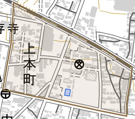 上本町とその周辺の地図。町の範囲を重ねている