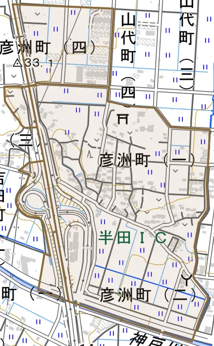 彦洲町とその周辺の地図。町の範囲を重ねている