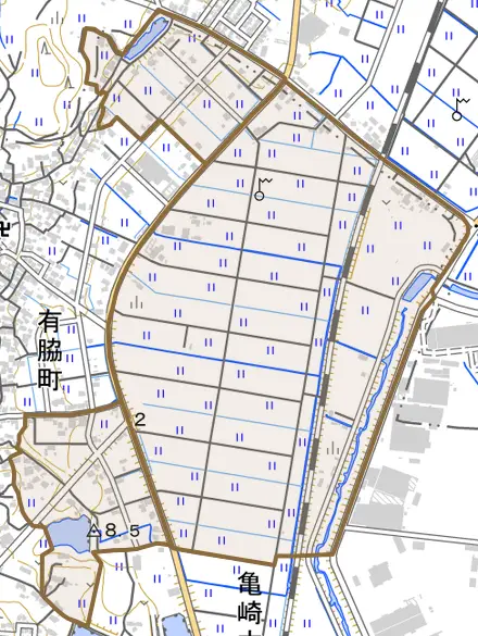 稲穂町とその周辺の地図。町の範囲を重ねている