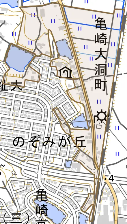 亀崎大洞町とその周辺の地図。町の範囲を重ねている