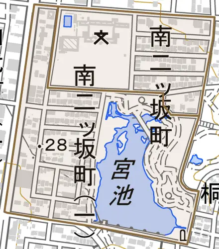 南二ツ坂町とその周辺の地図。町の範囲を重ねている