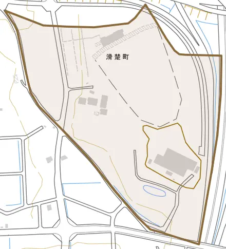 滑楚町とその周辺の地図。町の範囲を重ねている