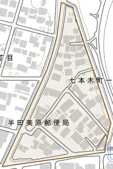 七本木町とその周辺の地図。町の範囲を重ねている