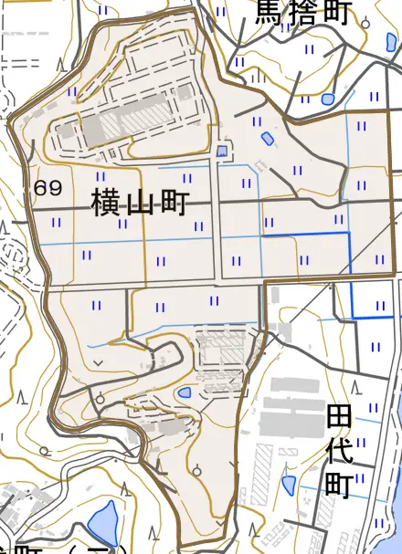 横山町とその周辺の地図。町の範囲を重ねている