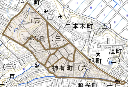 神有町とその周辺の地図。町の範囲を重ねている