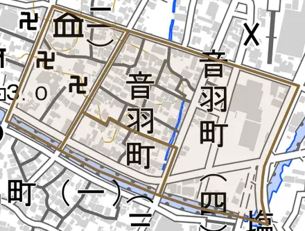 音羽町とその周辺の地図。町の範囲を重ねている