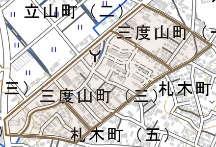 三度山町とその周辺の地図。町の範囲を重ねている