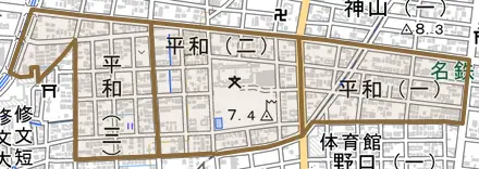 平和とその周辺の地図。町の範囲を重ねている