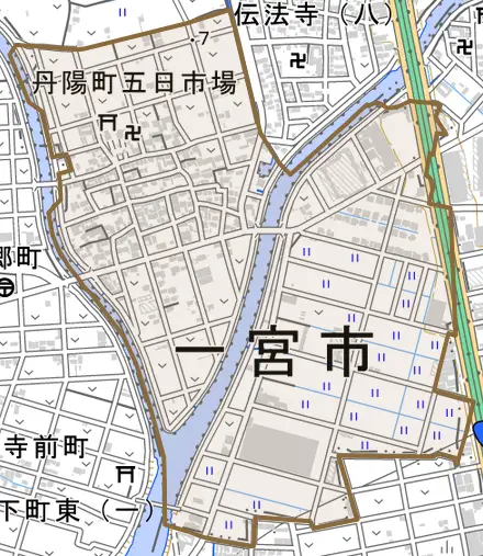 丹陽町五日市場とその周辺の地図。町の範囲を重ねている