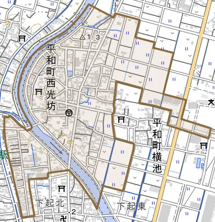 平和町西光坊とその周辺の地図。町の範囲を重ねている