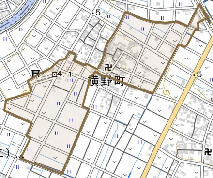 横野東郷町とその周辺の地図。町の範囲を重ねている
