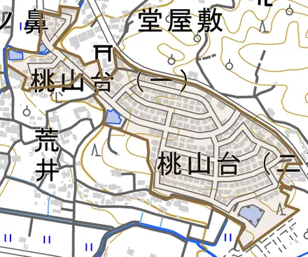 桃山台とその周辺の地図。町の範囲を重ねている