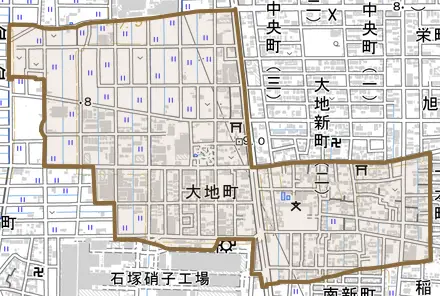 大地町とその周辺の地図。町の範囲を重ねている