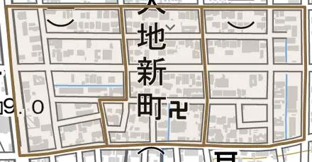 大地新町とその周辺の地図。町の範囲を重ねている