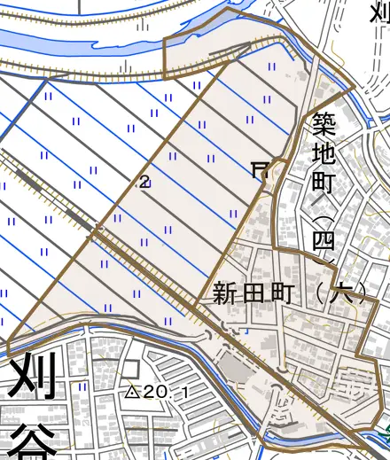 新田町とその周辺の地図。町の範囲を重ねている