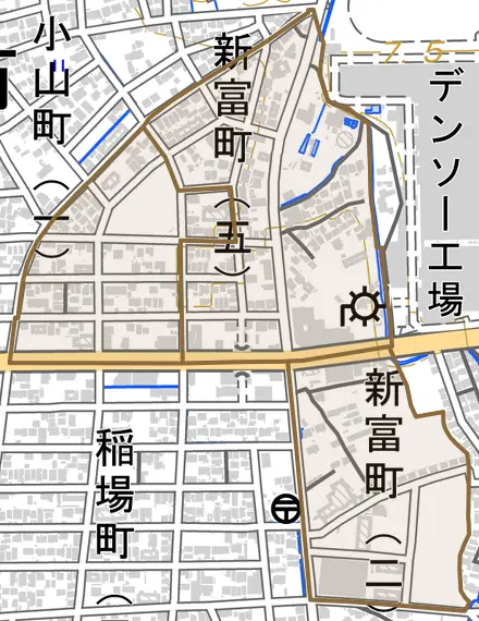 新富町とその周辺の地図。町の範囲を重ねている