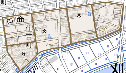 住吉町とその周辺の地図。町の範囲を重ねている