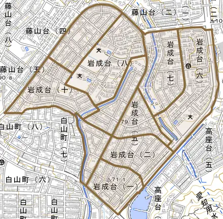 岩成台とその周辺の地図。町の範囲を重ねている
