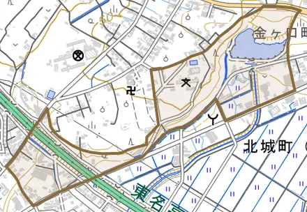 金ケ口町とその周辺の地図。町の範囲を重ねている