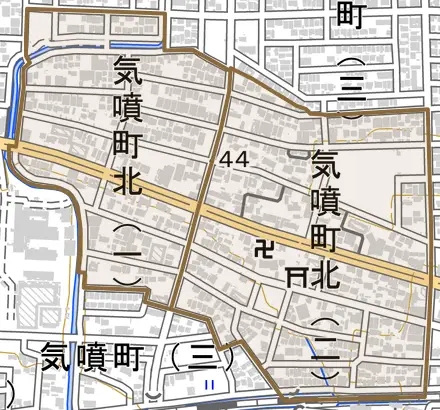 気噴町北とその周辺の地図。町の範囲を重ねている