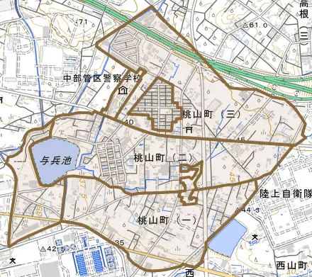 桃山町とその周辺の地図。町の範囲を重ねている