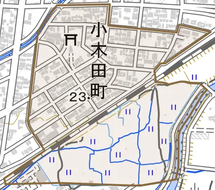 小木田町とその周辺の地図。町の範囲を重ねている