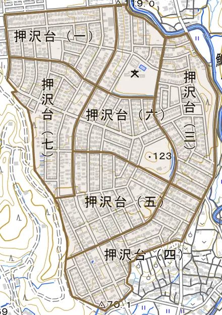 押沢台とその周辺の地図。町の範囲を重ねている