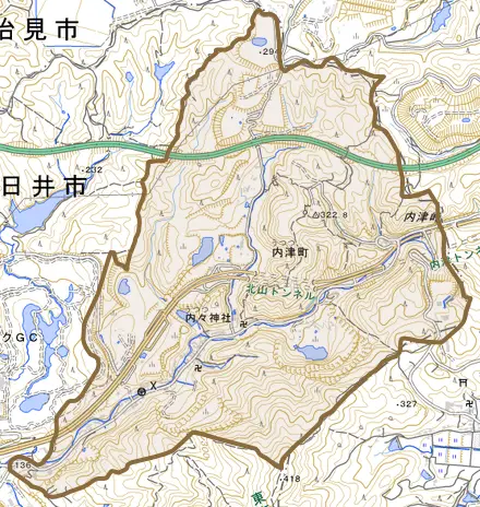 内津町とその周辺の地図。町の範囲を重ねている