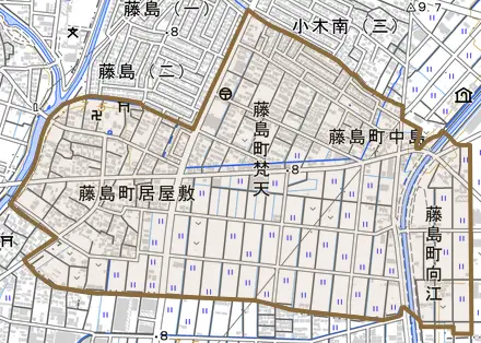 藤島町居屋敷とその周辺の地図。町の範囲を重ねている