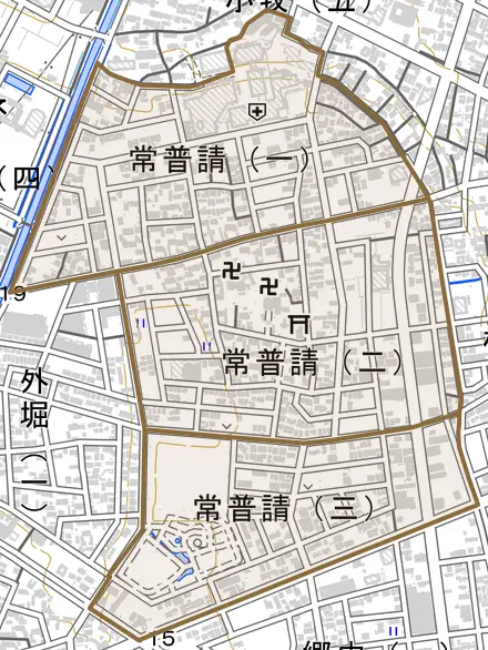 常普請とその周辺の地図。町の範囲を重ねている