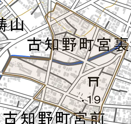 古知野町宮裏とその周辺の地図。町の範囲を重ねている