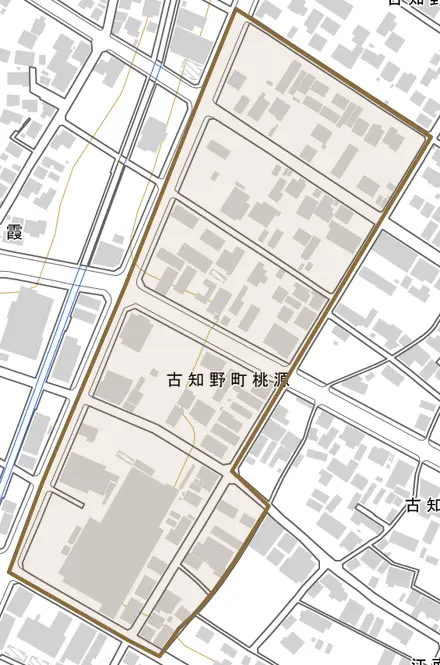 古知野町桃源とその周辺の地図。町の範囲を重ねている