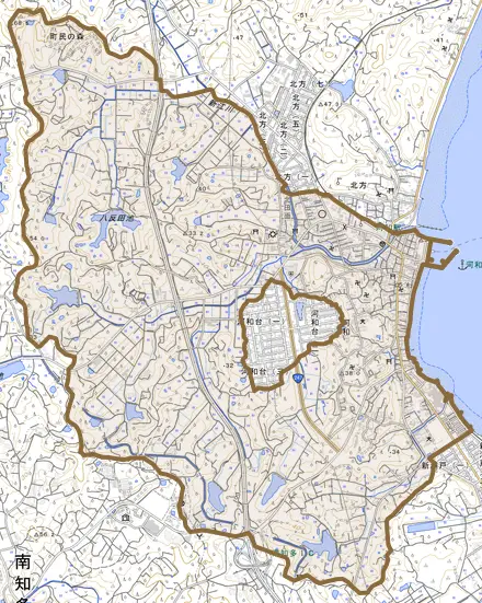 大字河和とその周辺の地図。町の範囲を重ねている