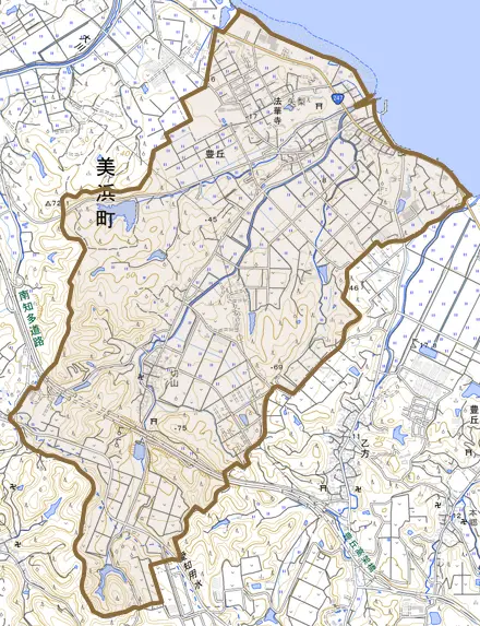 大字豊丘とその周辺の地図。町の範囲を重ねている