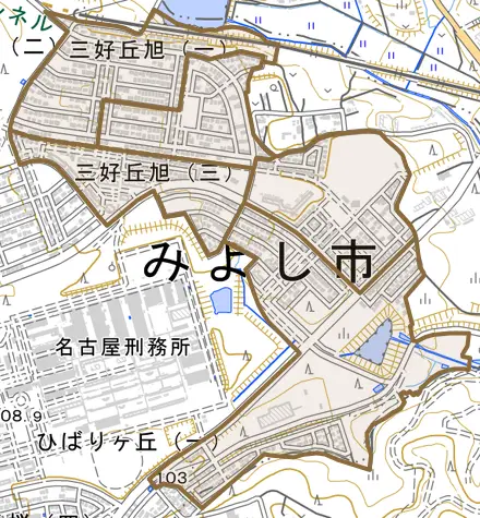 三好丘旭とその周辺の地図。町の範囲を重ねている