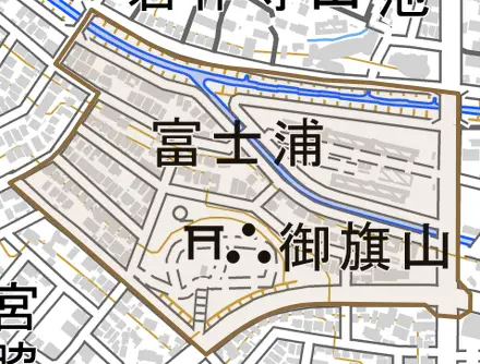 富士浦とその周辺の地図。町の範囲を重ねている