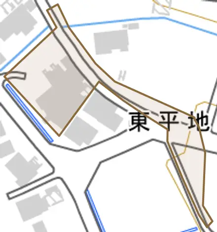 東平地とその周辺の地図。町の範囲を重ねている