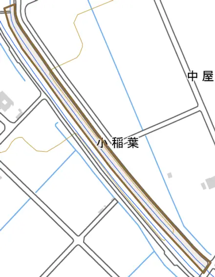 小稲葉とその周辺の地図。町の範囲を重ねている