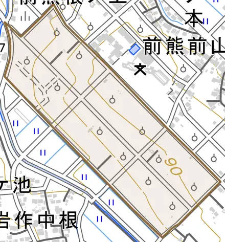 前熊堀越とその周辺の地図。町の範囲を重ねている