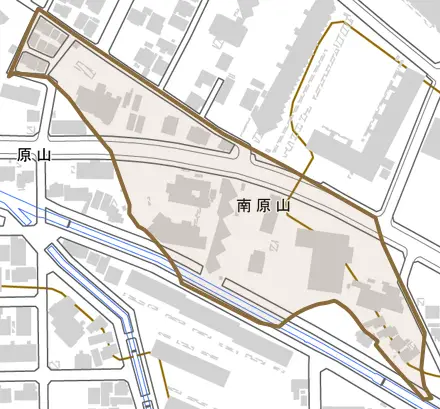 南原山とその周辺の地図。町の範囲を重ねている