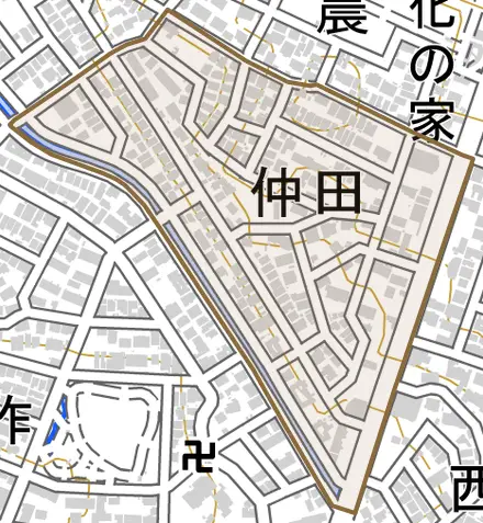 仲田とその周辺の地図。町の範囲を重ねている